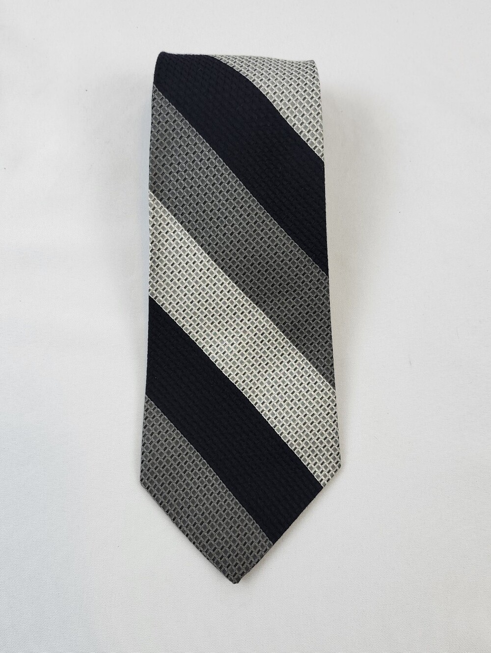 Dino Orsini Textured Black White Gray Striped Necktie Tie 54" L x 4.25" W Silk